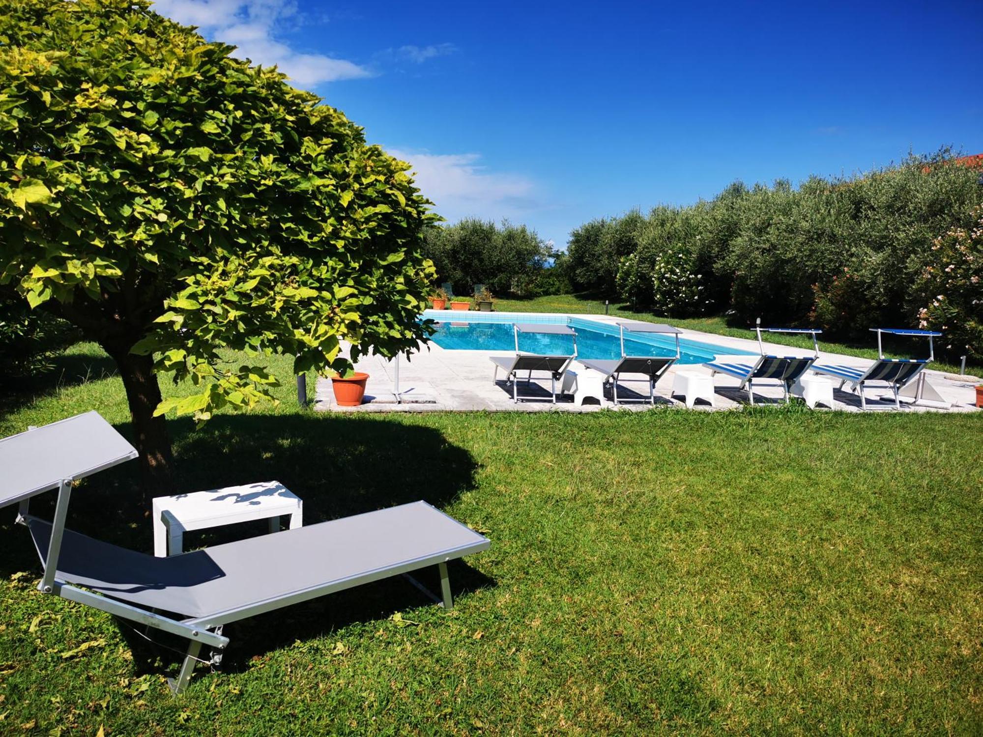 Casa Ghirlanda Con Piscina E Campo Da Tennis Lazise Exterior foto